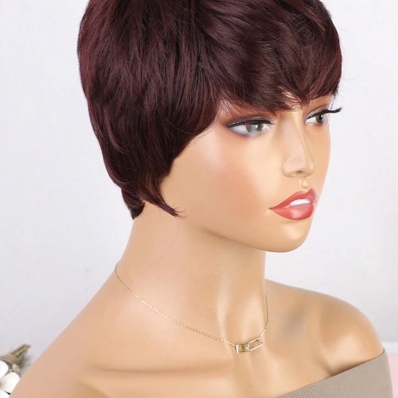 Short Burgundy Wig for Women - Picture 6 of 7